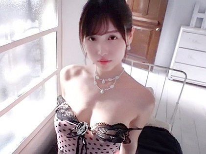 〈美少女〉桜空もものイメージビデオ♥スレンダー巨乳の美しい身体の人気AV嬢の魅力がたっぷりつまった映像