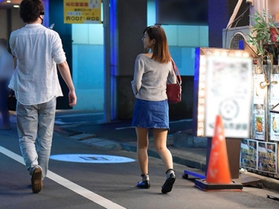 渋谷にいた美女がナンパされて、すぐに出会ったばかりの男のペニスを満喫して果ててしまう